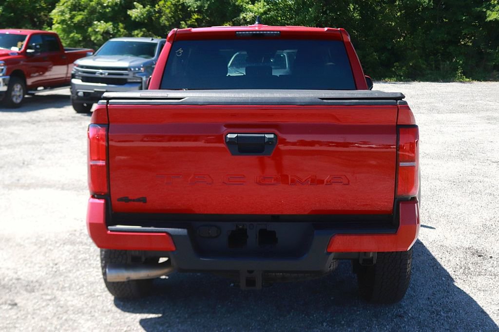 Used 2025 Toyota Tacoma TRD Off-Road AWD/4WD image 6