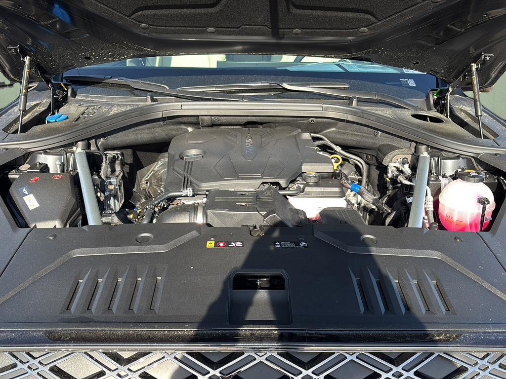 Used 2026 Genesis GV70 2.5T image 12