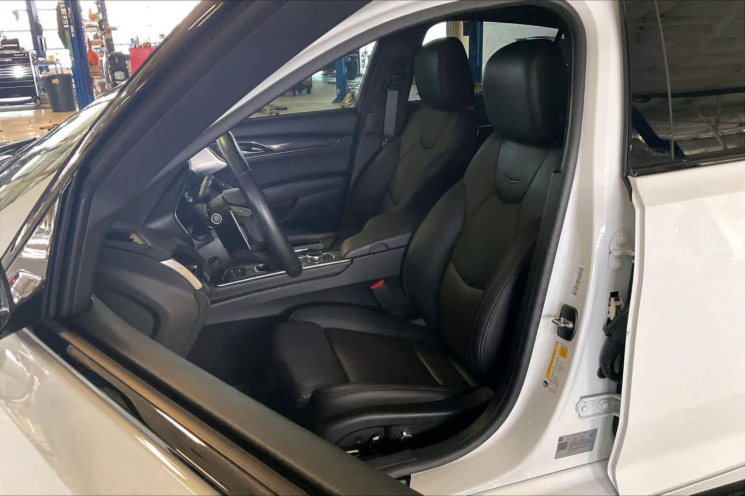 Used 2024 Cadillac CT5 V w/ Premium Package RWD image 7