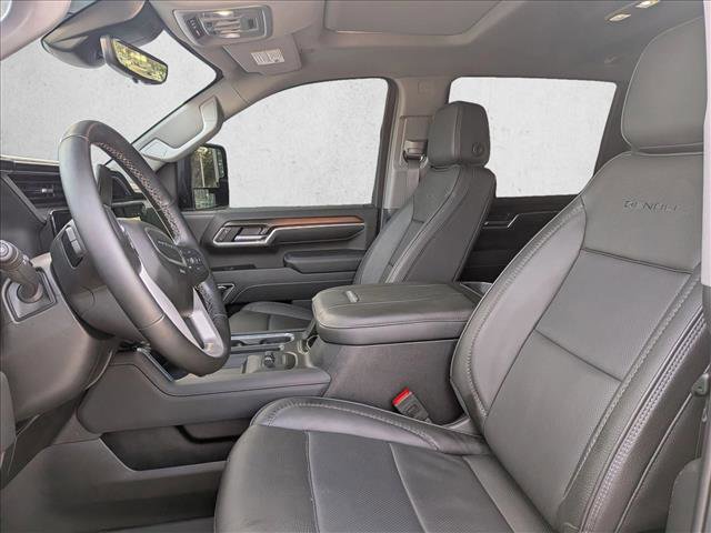 Used 2025 GMC Sierra 3500 Denali w/ Denali Reserve Package image 11