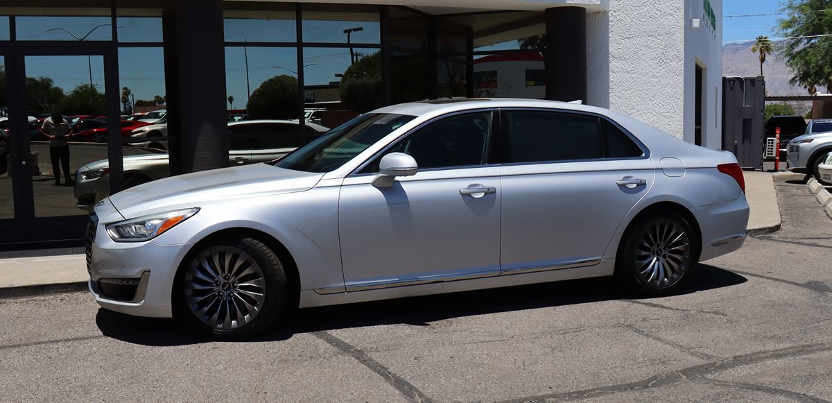 Used 2019 Genesis G90 5.0 Ultimate RWD image 4