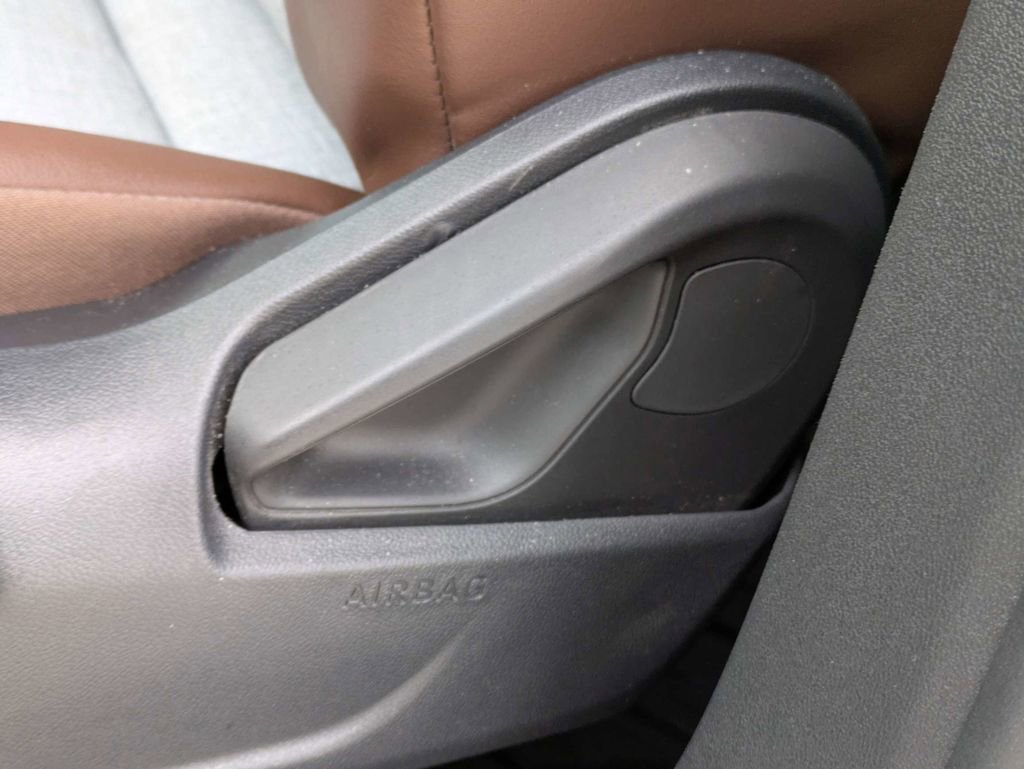 Certified 2023 Volkswagen ID.4 Pro image 22