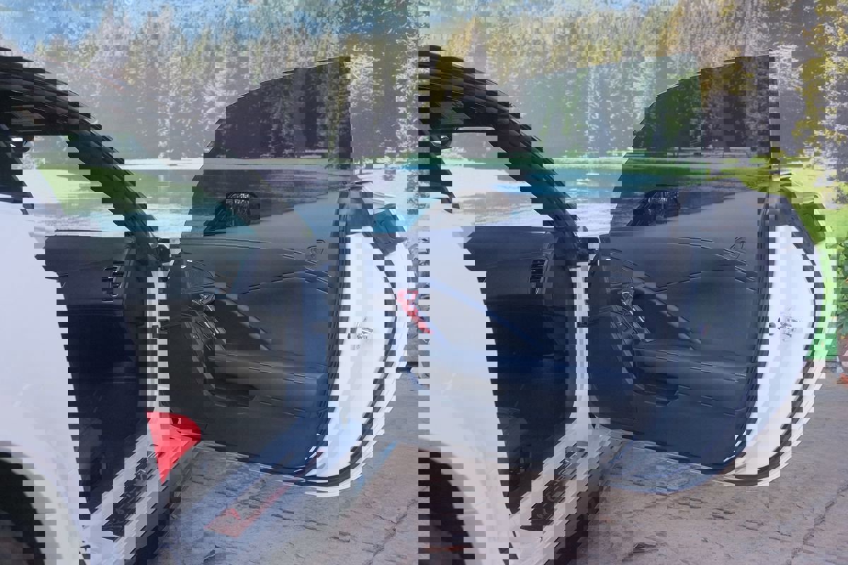 Used 2019 Chevrolet Corvette Grand Sport w/ Carbon Flash Badge Package image 30