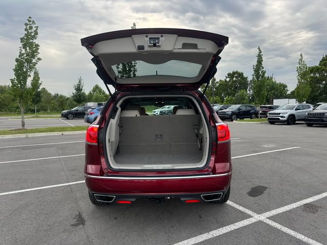 Used 2017 Buick Enclave Leather FWD image 17