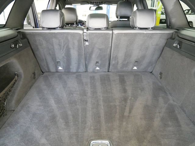 Used 2018 Mercedes-Benz GLC 300 4MATIC image 10