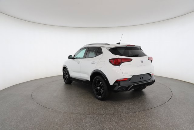 Used 2024 Buick Encore GX Sport Touring image 11