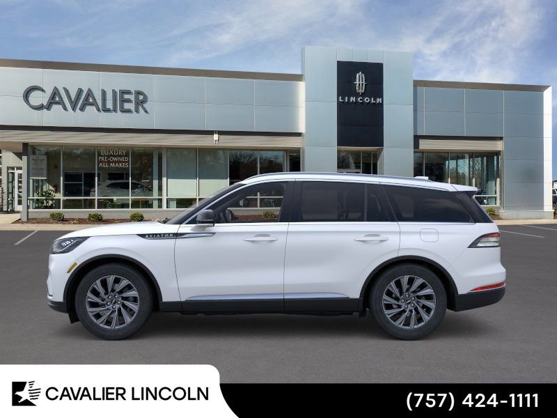 Used 2025 Lincoln Aviator AWD w/ Equipment Group 101A image 3