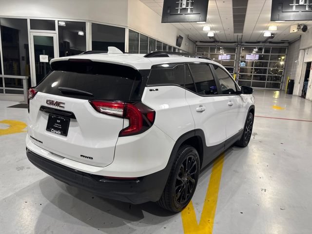 Used 2024 GMC Terrain SLE w/ Driver Convenience Package AWD/4WD image 9