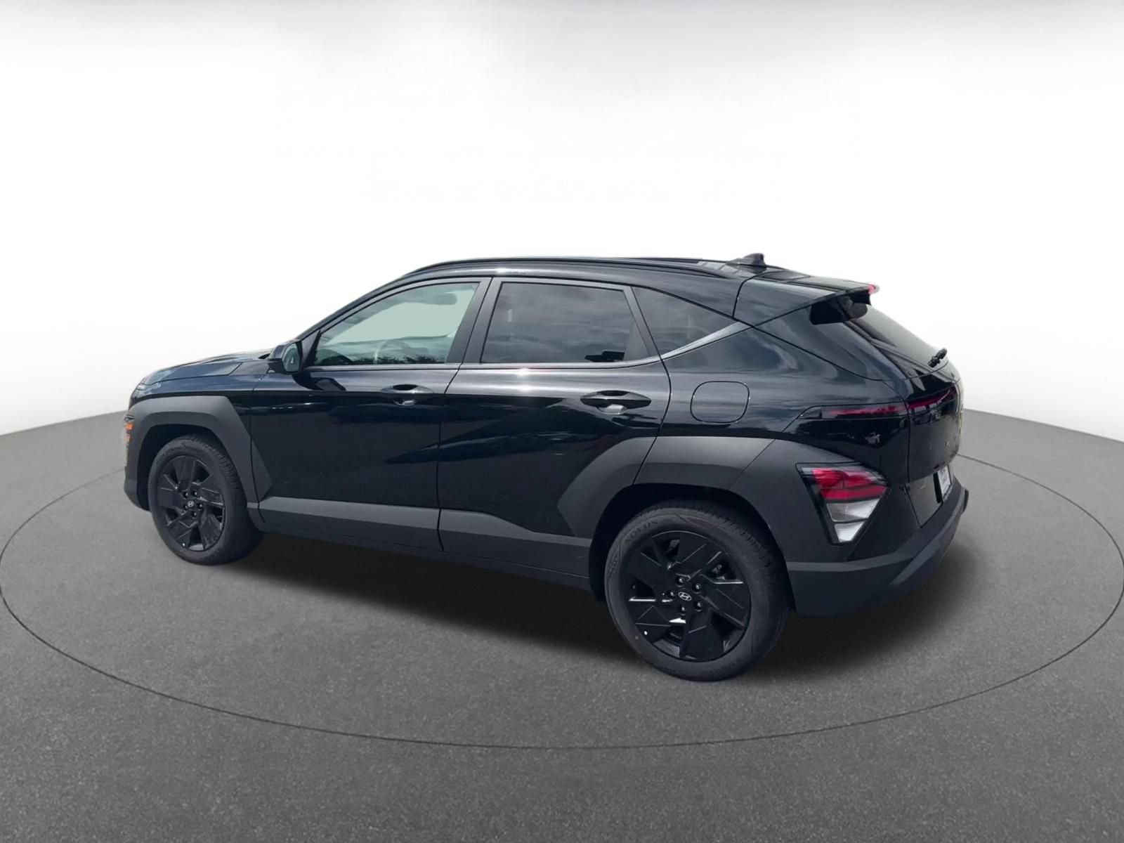 Used 2026 Hyundai Kona SEL Sport FWD image 8