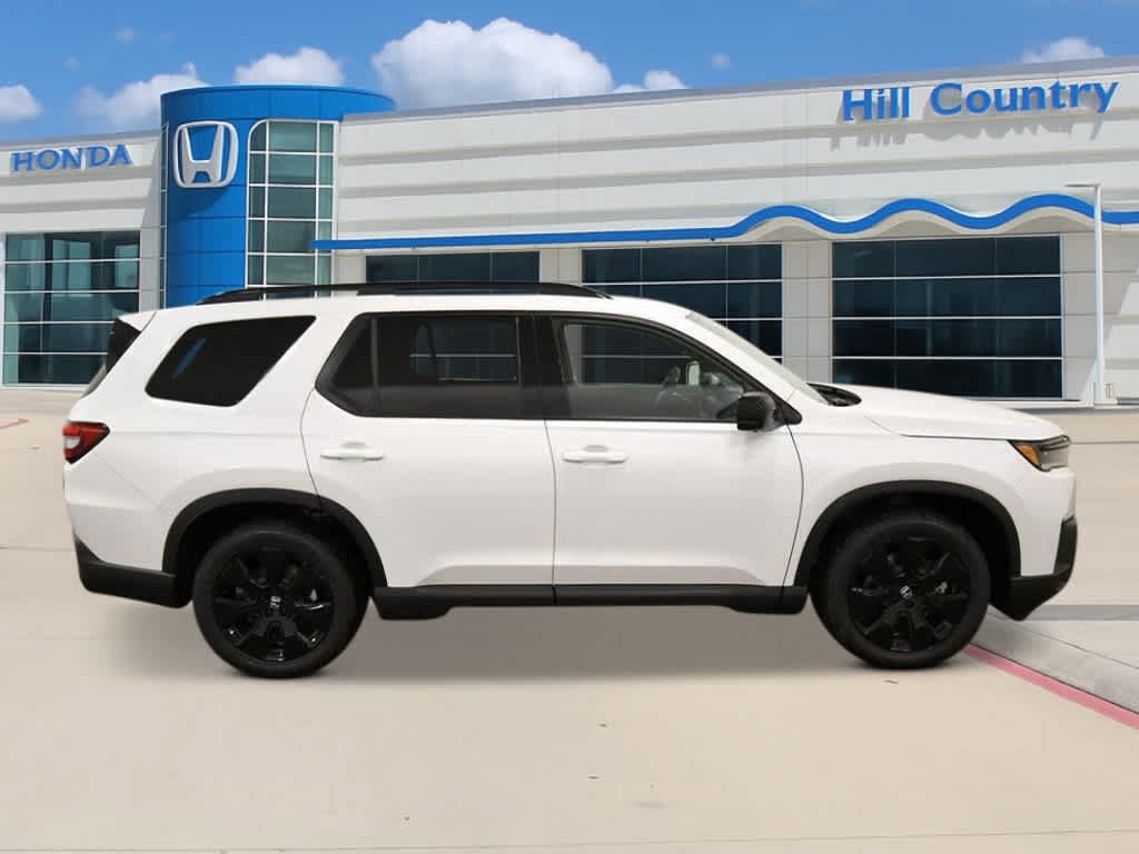 New 2026 Honda Pilot Black Edition image 6