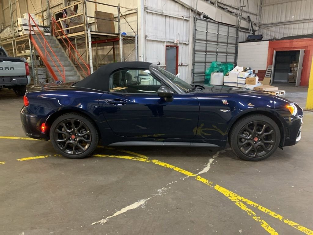 Used 2020 FIAT 124 Spider Abarth w/ Visibility Group image 31