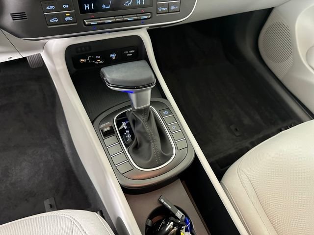 Used 2025 Hyundai Kona SEL image 20