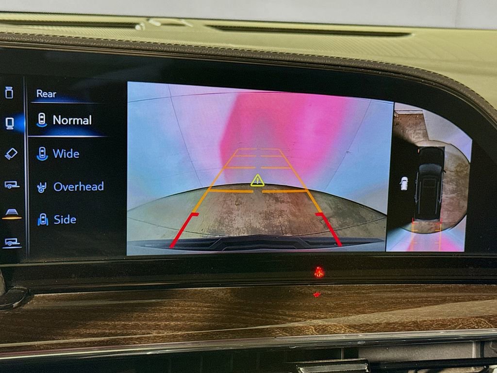 Used 2022 Cadillac Escalade Sport Platinum w/ Heavy-Duty Trailer Package image 12