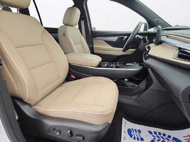 Used 2026 Buick Enclave Preferred AWD/4WD image 29