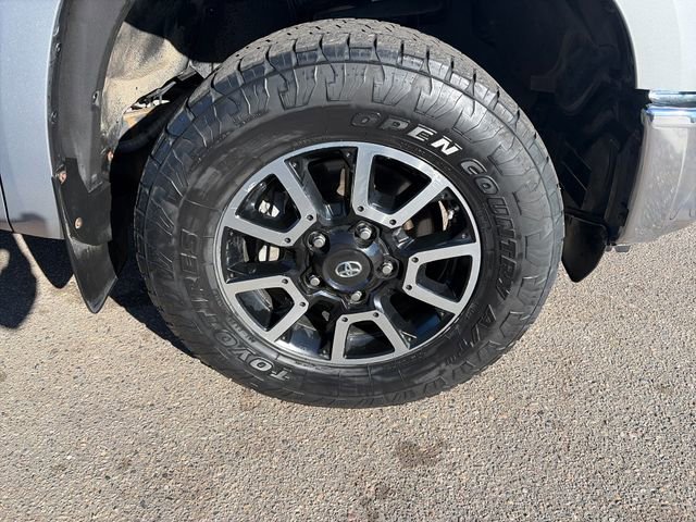 Used 2017 Toyota Tundra SR5 w/ TRD Off Road Package AWD/4WD image 14