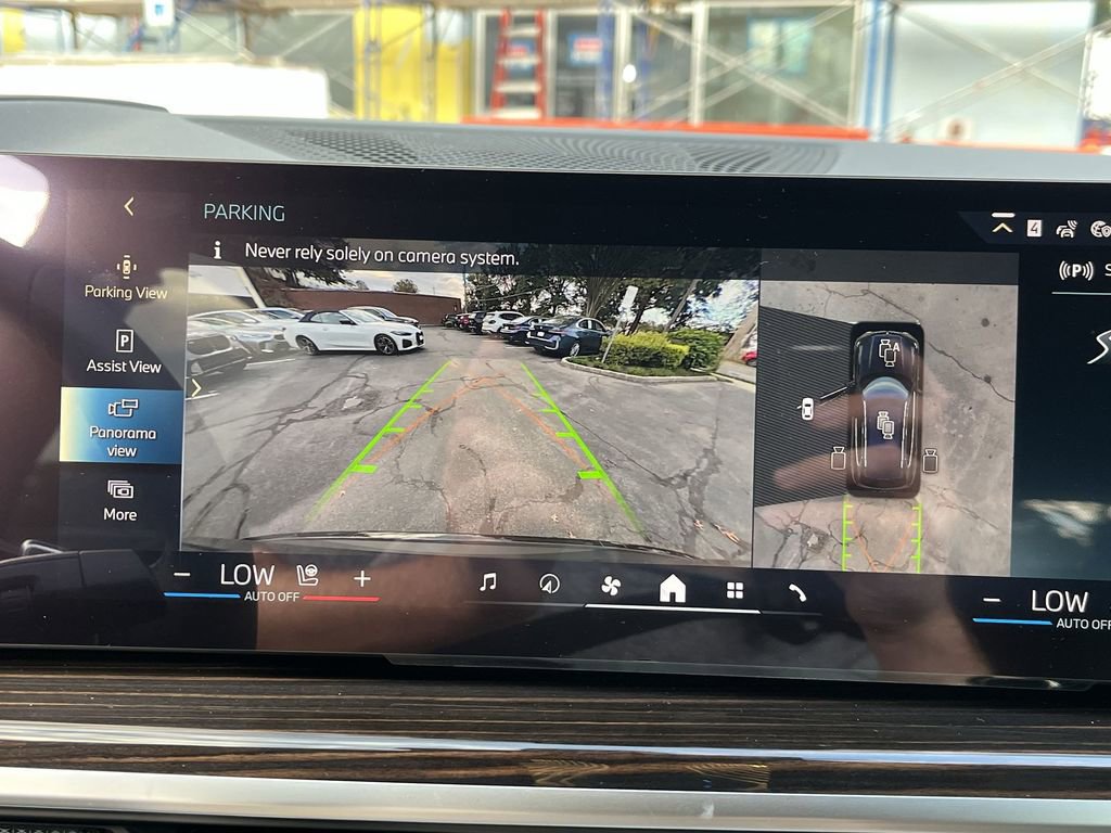 New 2026 BMW X5 xDrive50e image 17