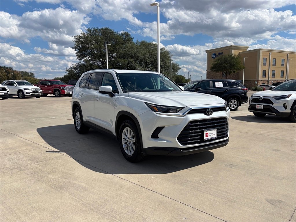 Certified 2024 Toyota Grand Highlander XLE image 7