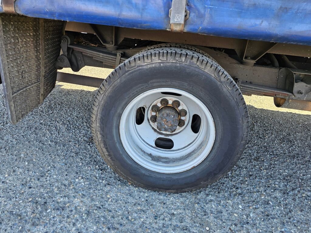 Used 2014 Chevrolet Express 3500 Extended w/ Chrome Appearance Package image 11