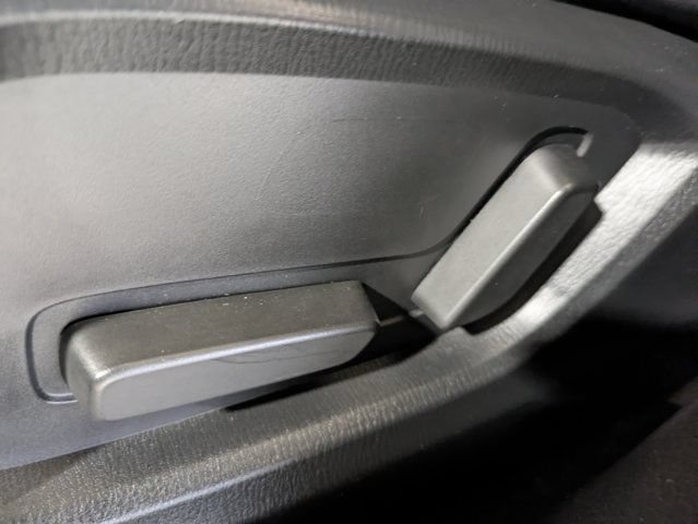 Used 2020 MAZDA CX-5 Touring FWD image 19