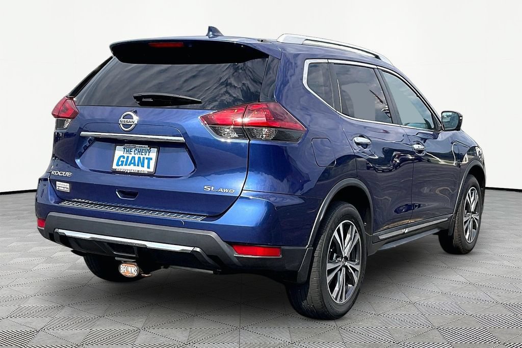 Used 2018 Nissan Rogue SL w/ Premium Package AWD/4WD image 6