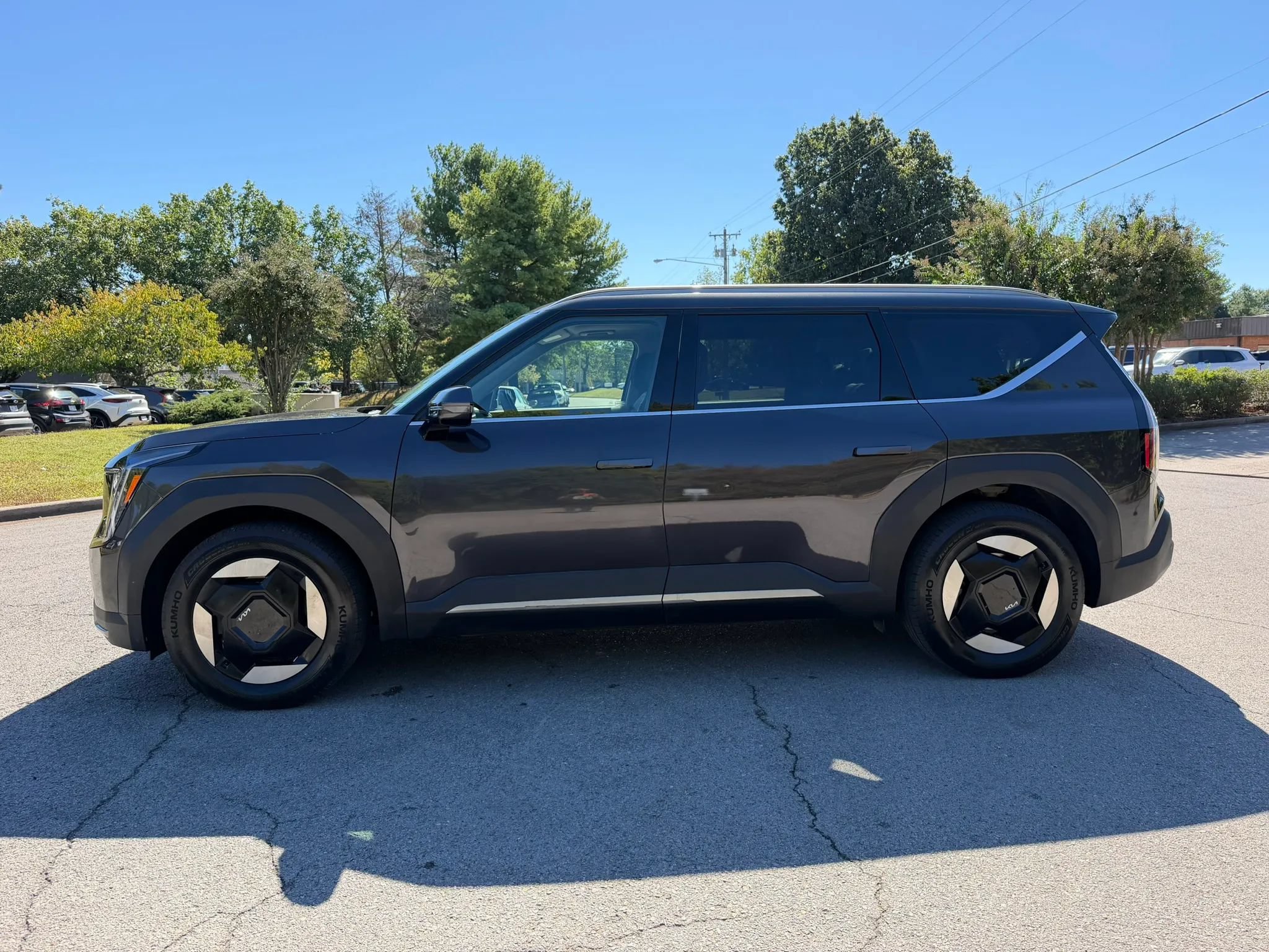 Used 2024 Kia EV9 Wind AWD/4WD image 9