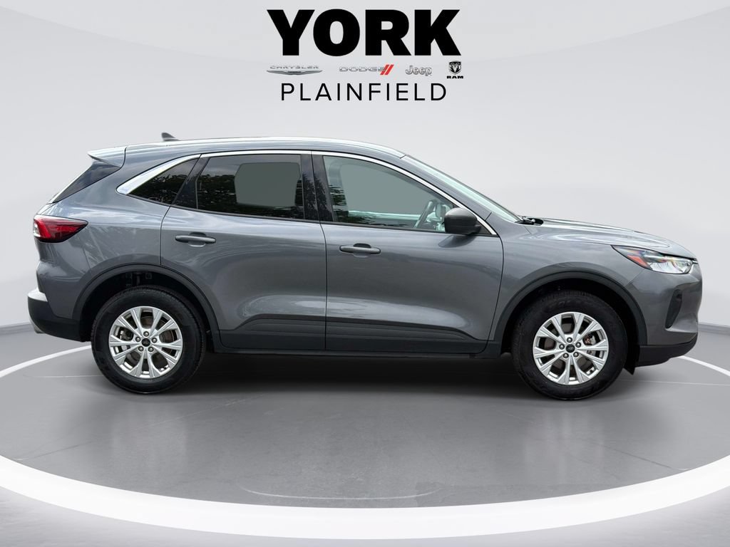 Used 2024 Ford Escape Active AWD/4WD image 4