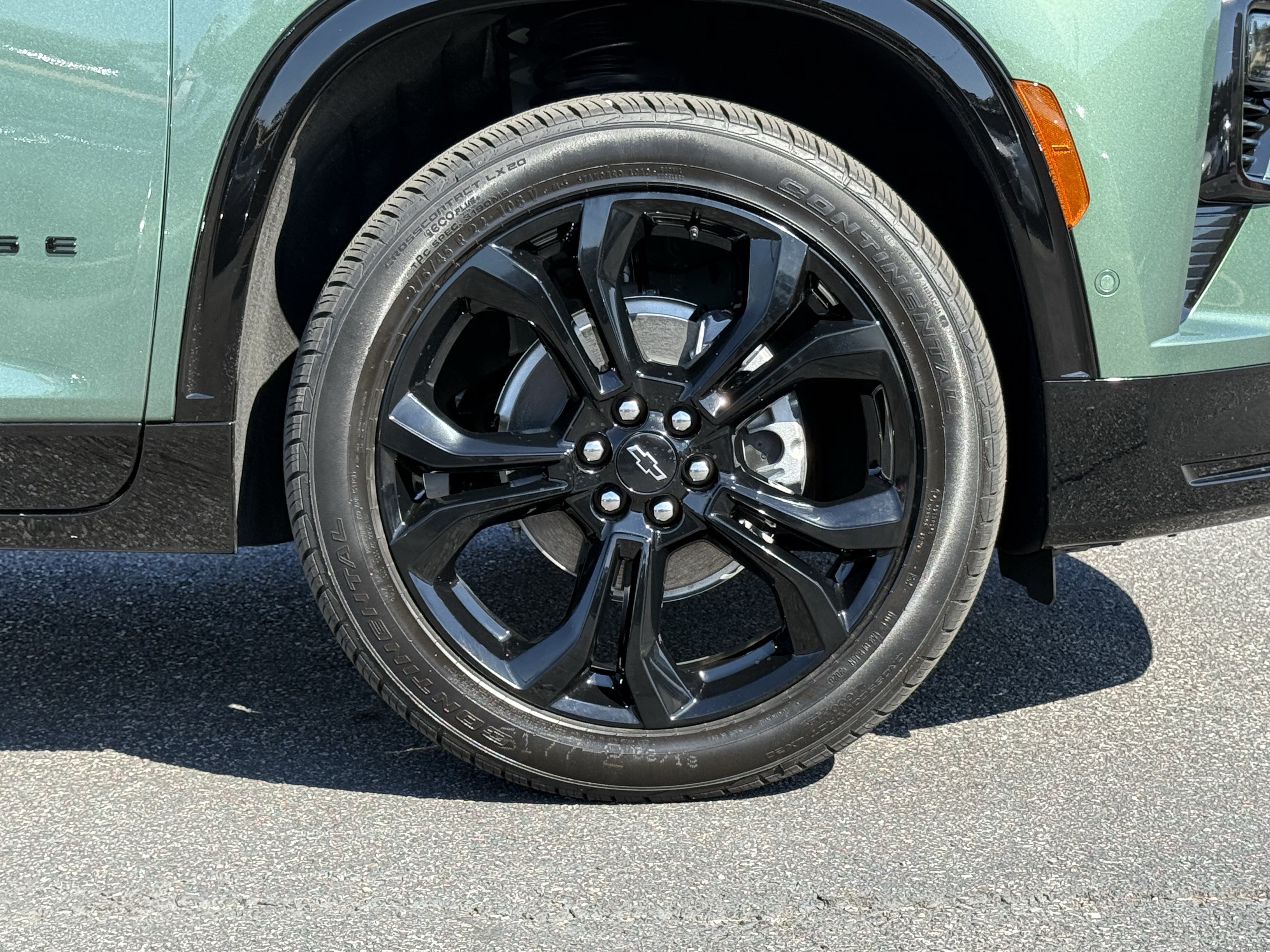 Used 2027 Chevrolet Traverse RS w/ LPO, Floor Liner Package FWD image 13