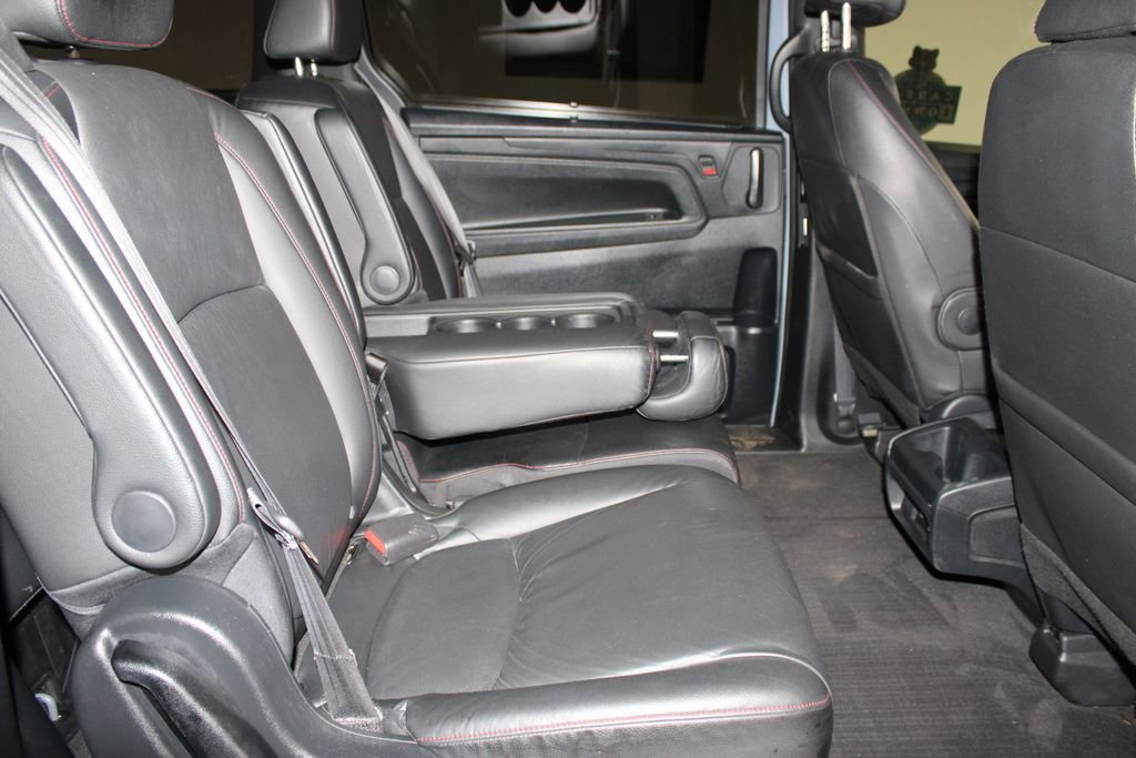 Used 2023 Honda Odyssey Sport image 33