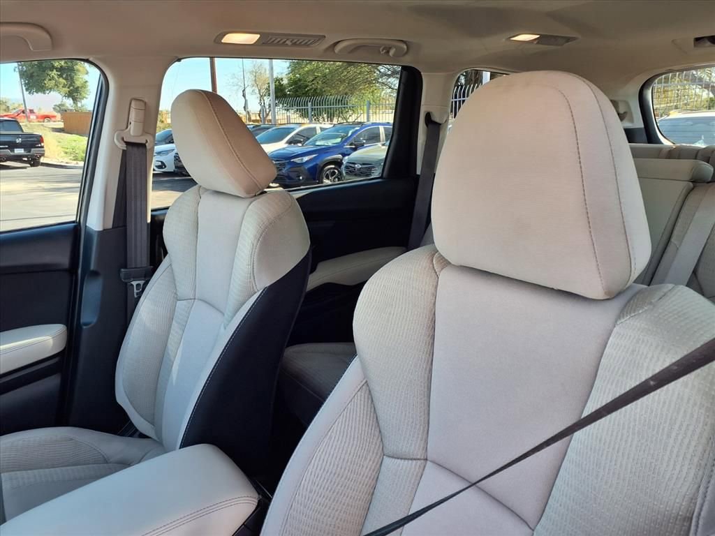 Certified 2025 Subaru Ascent Premium w/ Popular Package #2 image 27