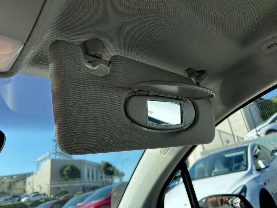 Used 2019 BMW i3 image 31