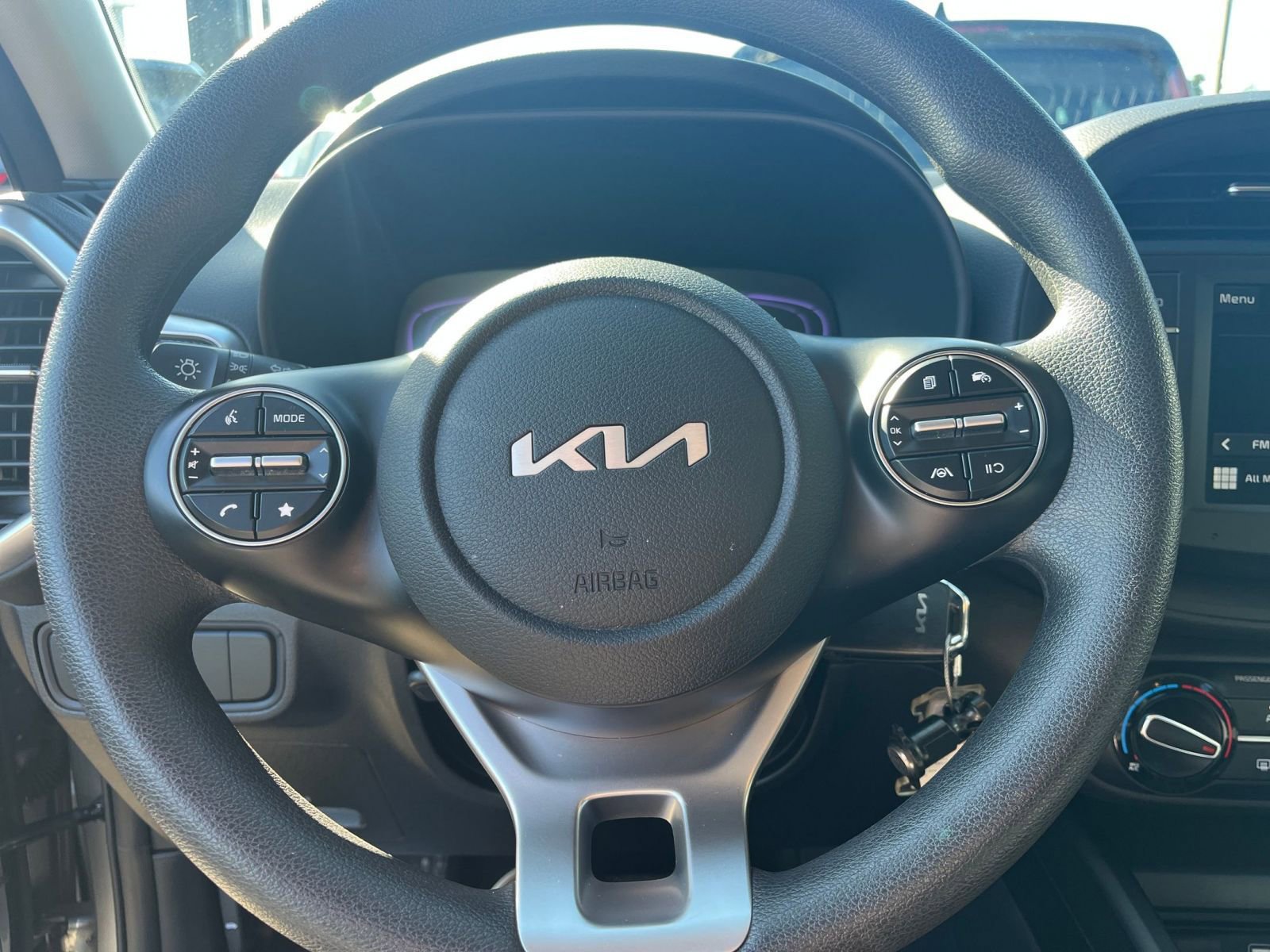Used 2025 Kia Soul LX w/ LX Technology Package image 28