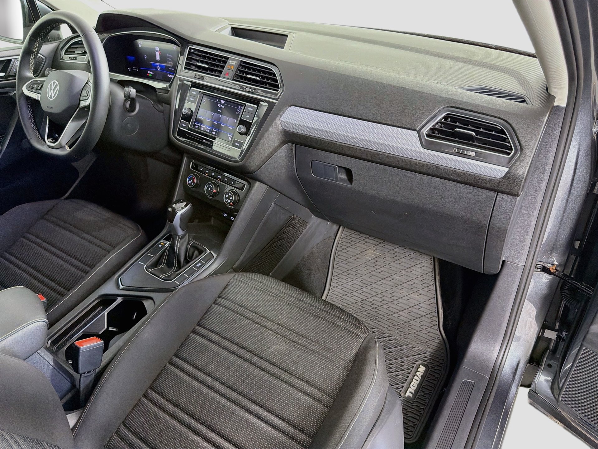 Certified 2023 Volkswagen Tiguan S FWD image 27
