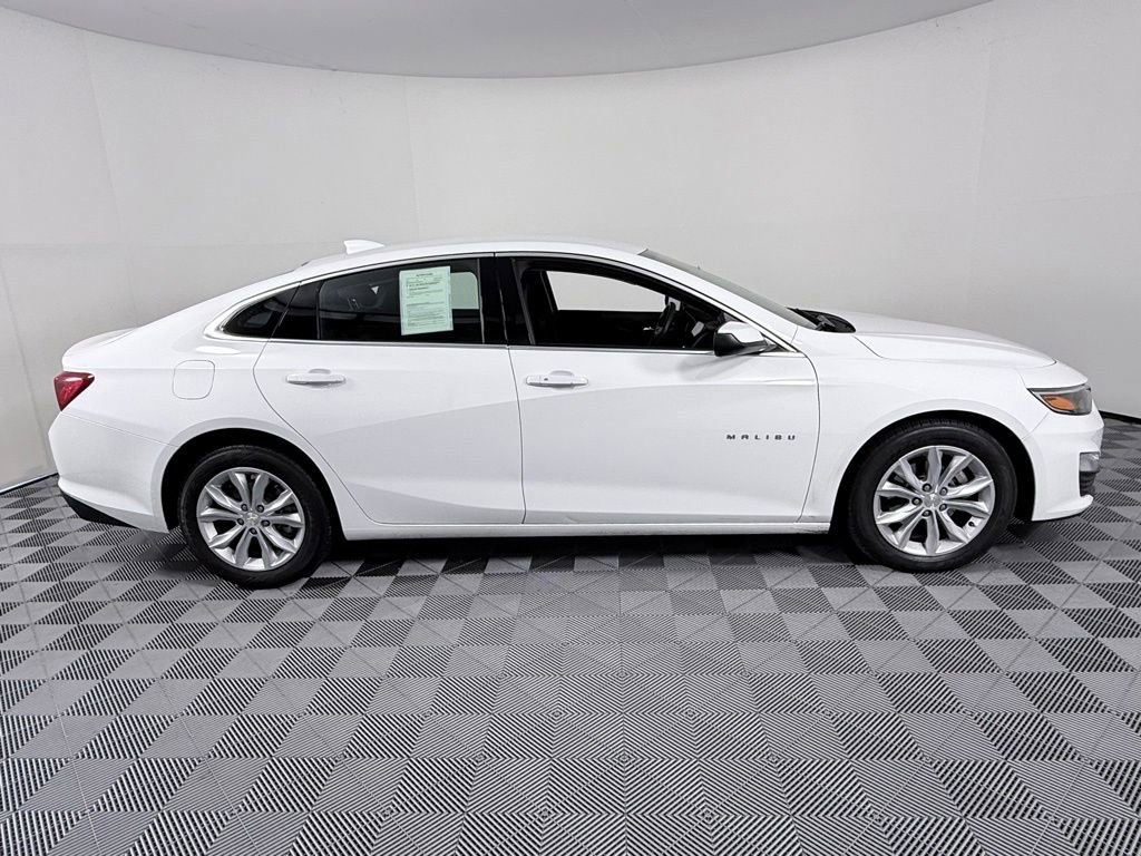 Used 2025 Chevrolet Malibu LT image 8
