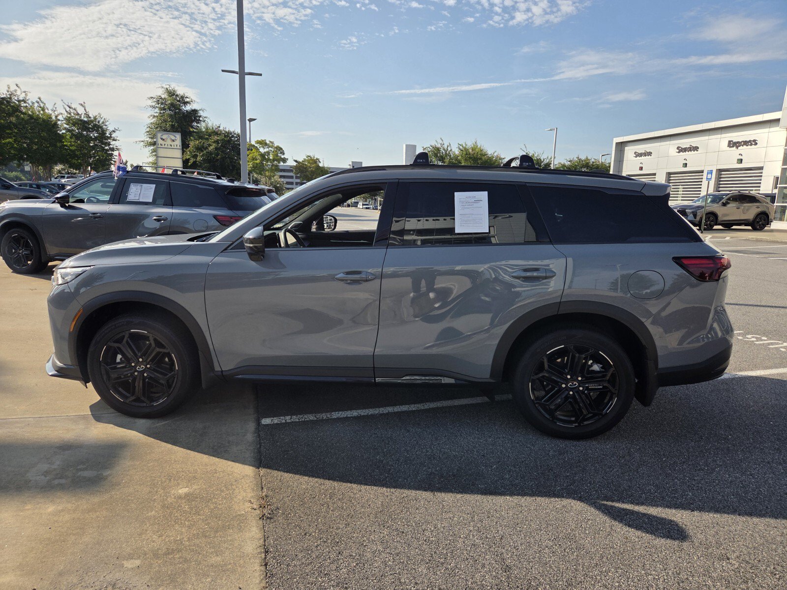 Certified 2026 INFINITI QX60 Sport w/ Dark Cargo Package AWD/4WD image 9