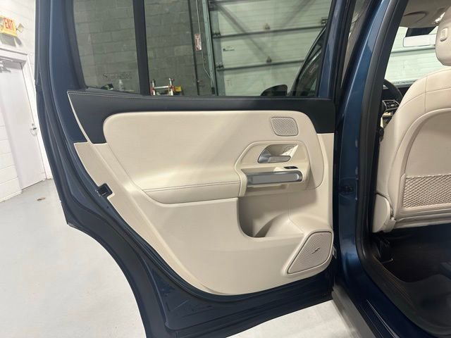 Certified 2021 Mercedes-Benz GLB 250 4MATIC image 13