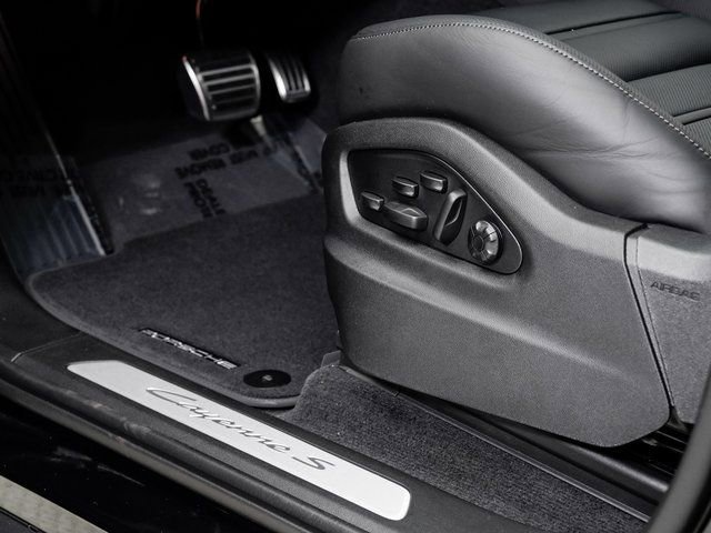 New 2026 Porsche Cayenne S image 11