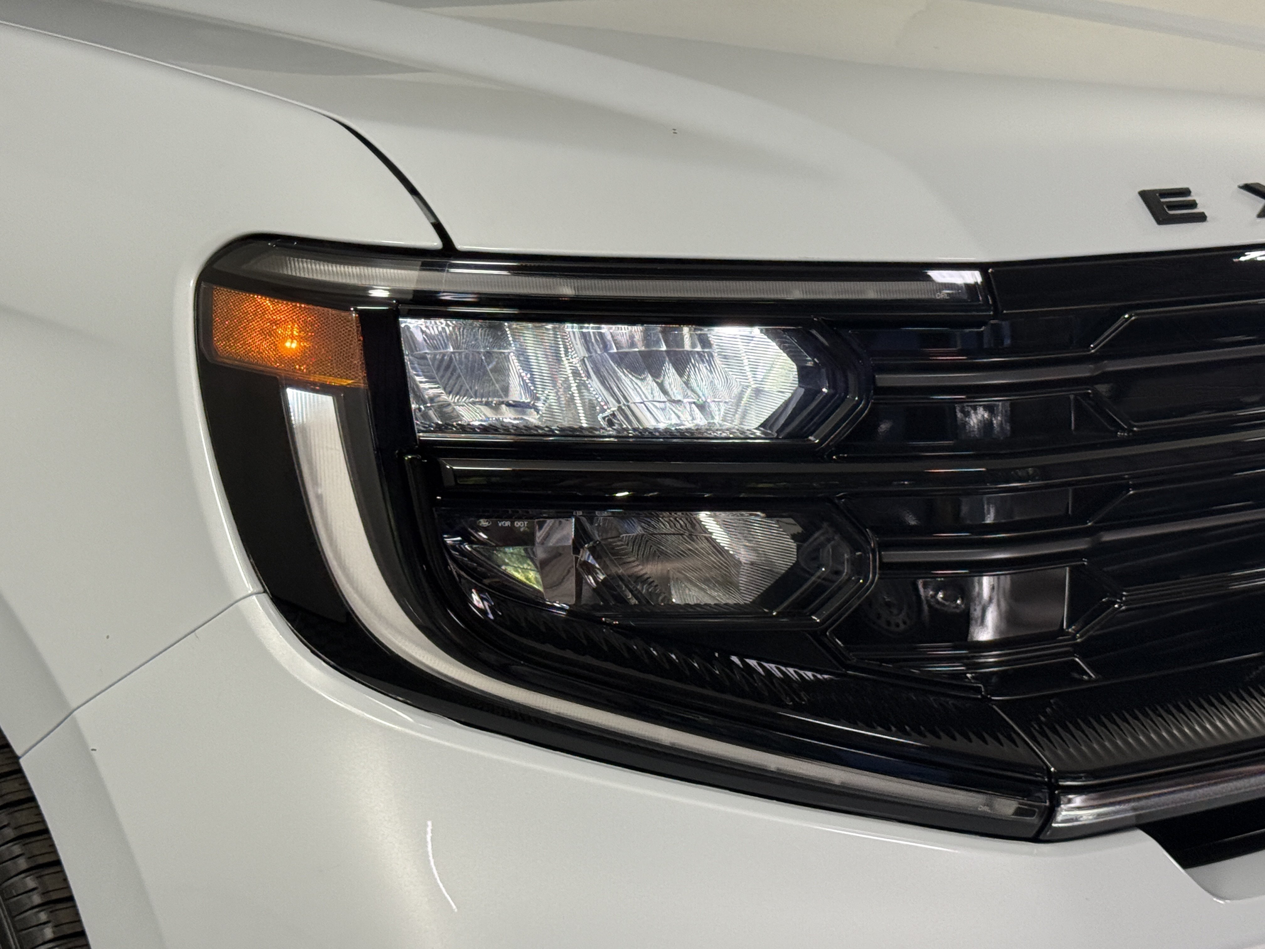 New 2026 Ford Expedition Platinum w/ Stealth Performance Package AWD/4WD image 7