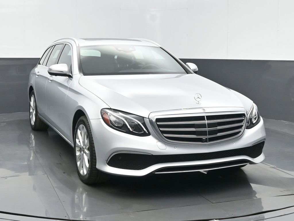 Used 2020 Mercedes-Benz E 450 4MATIC Wagon w/ Premium Package image 1