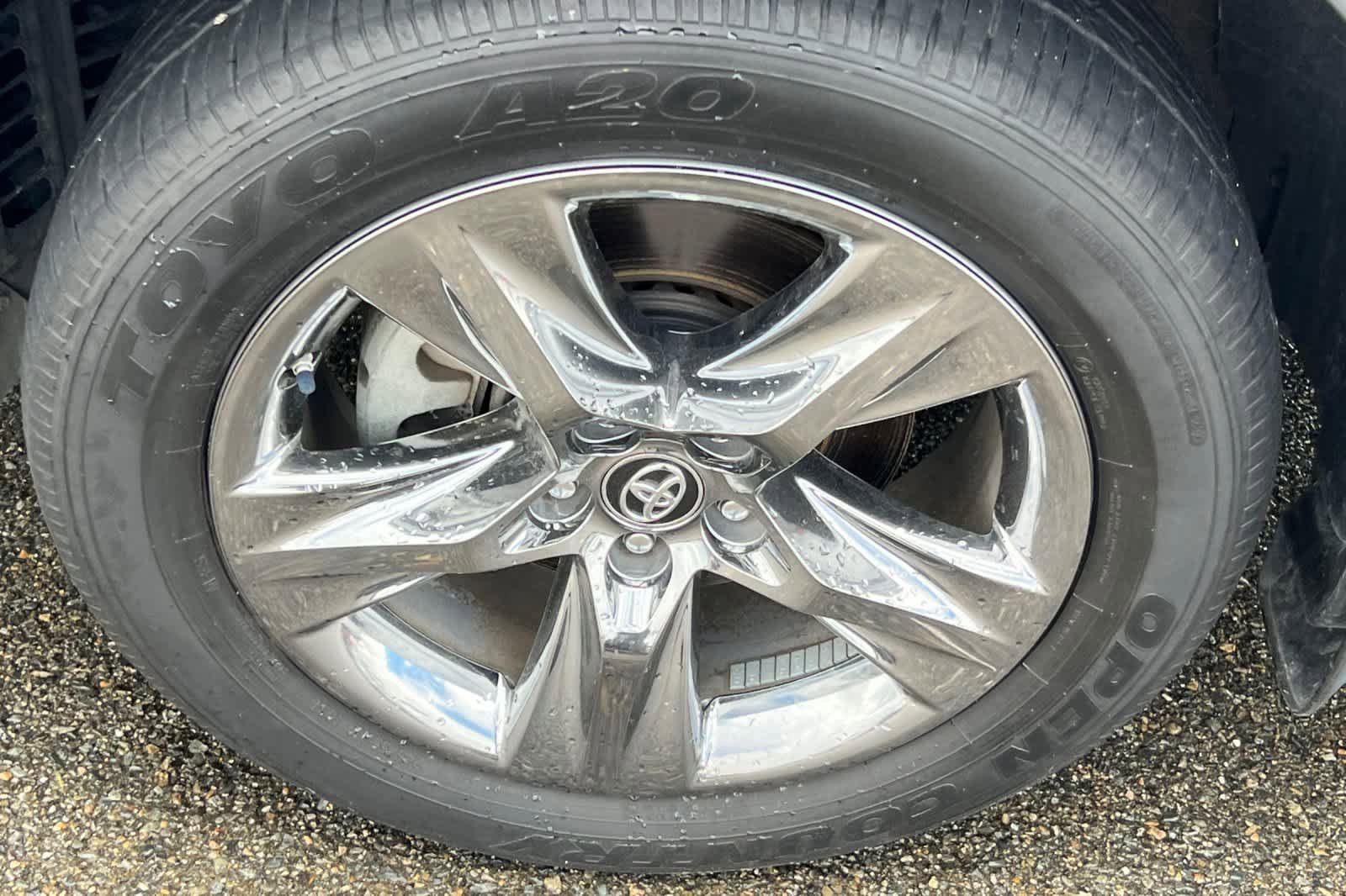 Used 2019 Toyota Highlander Limited Platinum image 10