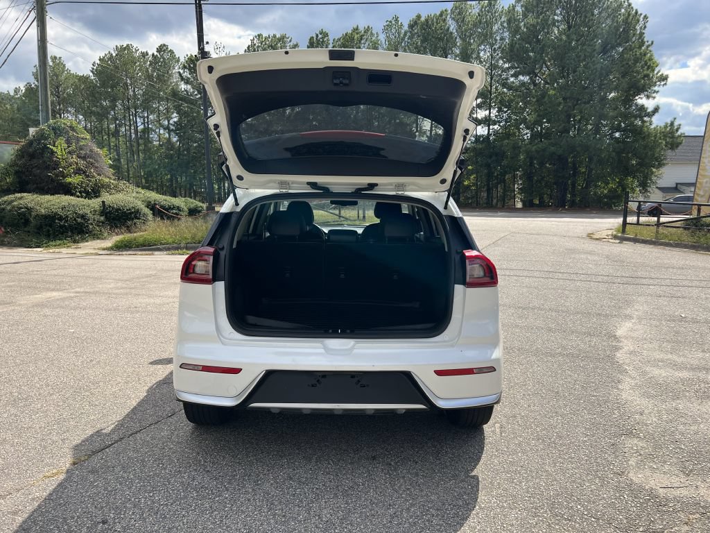 Used 2019 Kia Niro S Touring FWD image 21