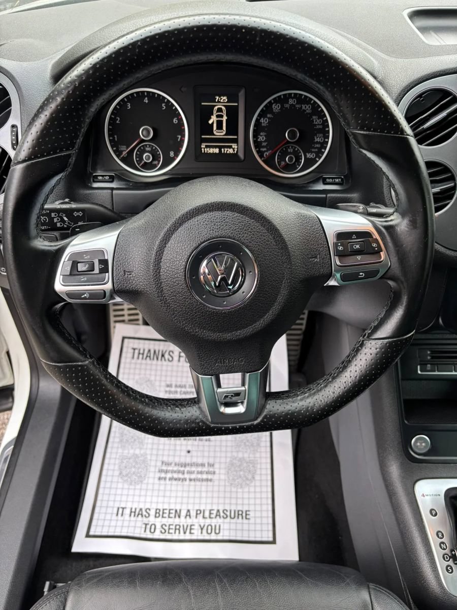 Used 2015 Volkswagen Tiguan R-Line AWD/4WD image 9