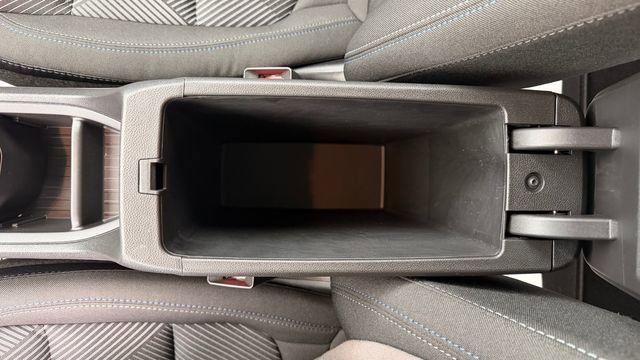 New 2027 Chevrolet Bolt LT w/ Comfort Package FWD image 34