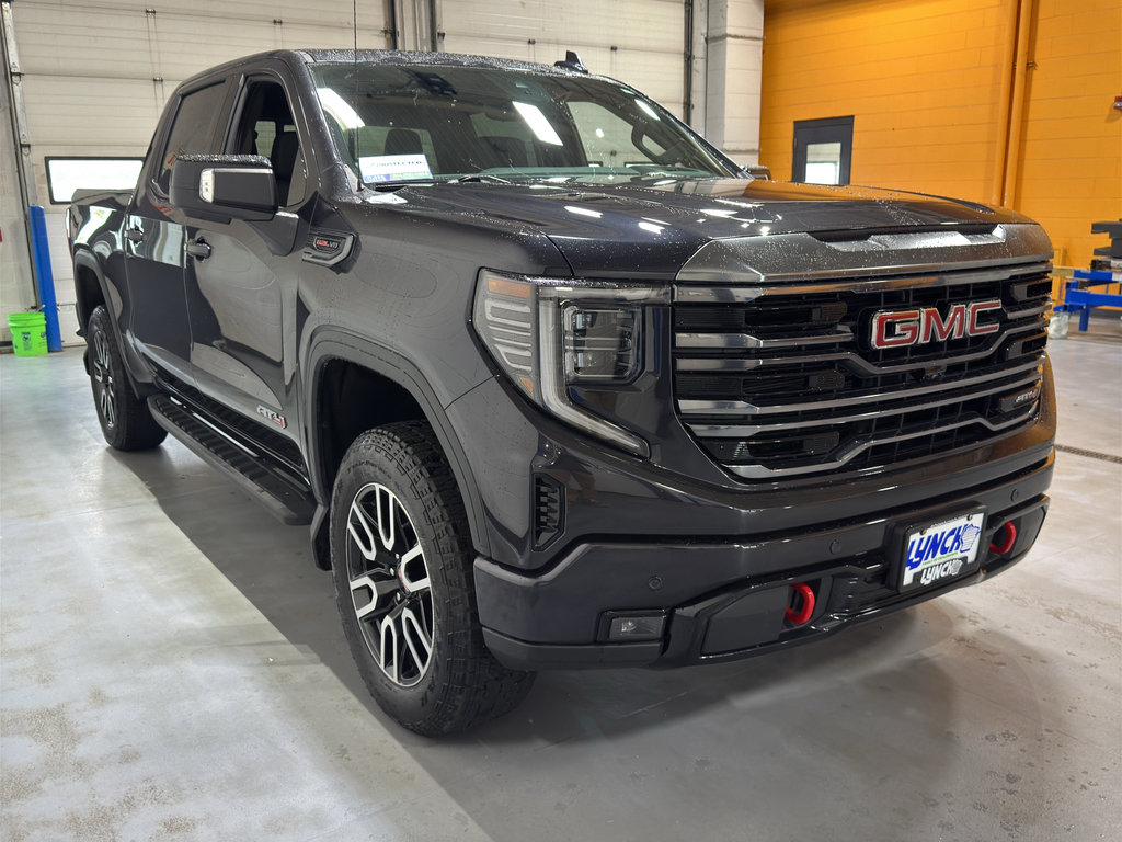 Used 2024 GMC Sierra 1500 AT4 w/ Technology Package AWD/4WD image 7