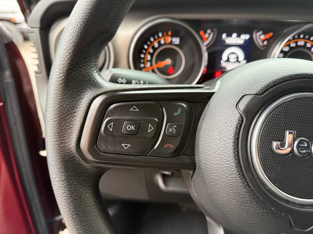 Used 2022 Jeep Gladiator Sport image 22