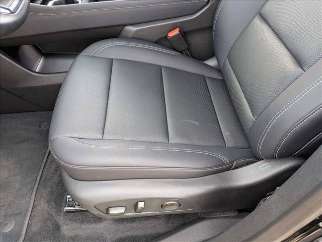New 2026 Chevrolet Traverse LT w/ Sun and Wheel Package FWD image 4