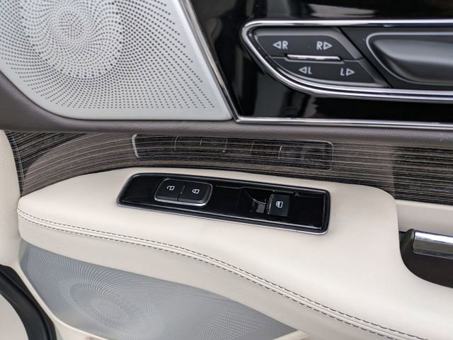 Used 2023 Lincoln Navigator Black Label image 33
