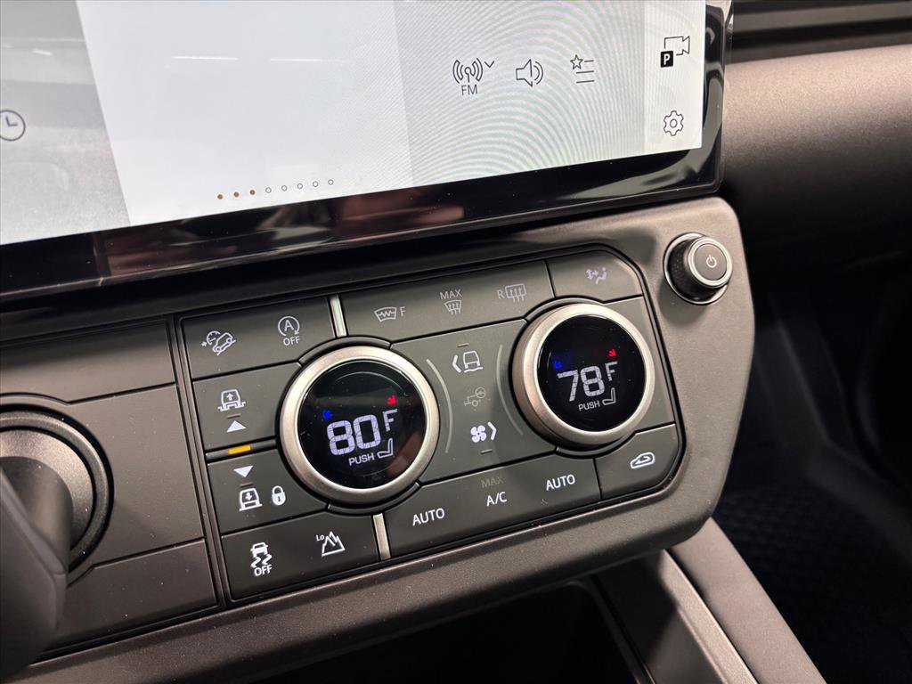 Used 2026 Land Rover Defender 110 S image 15