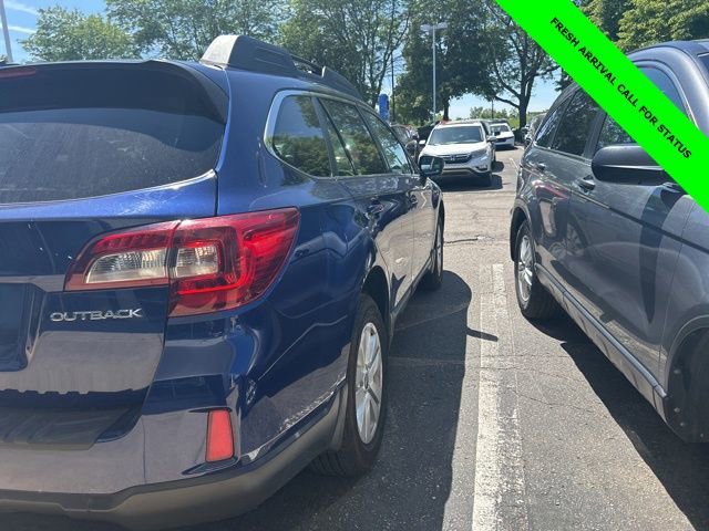Used 2015 Subaru Outback 2.5i Premium AWD/4WD image 5