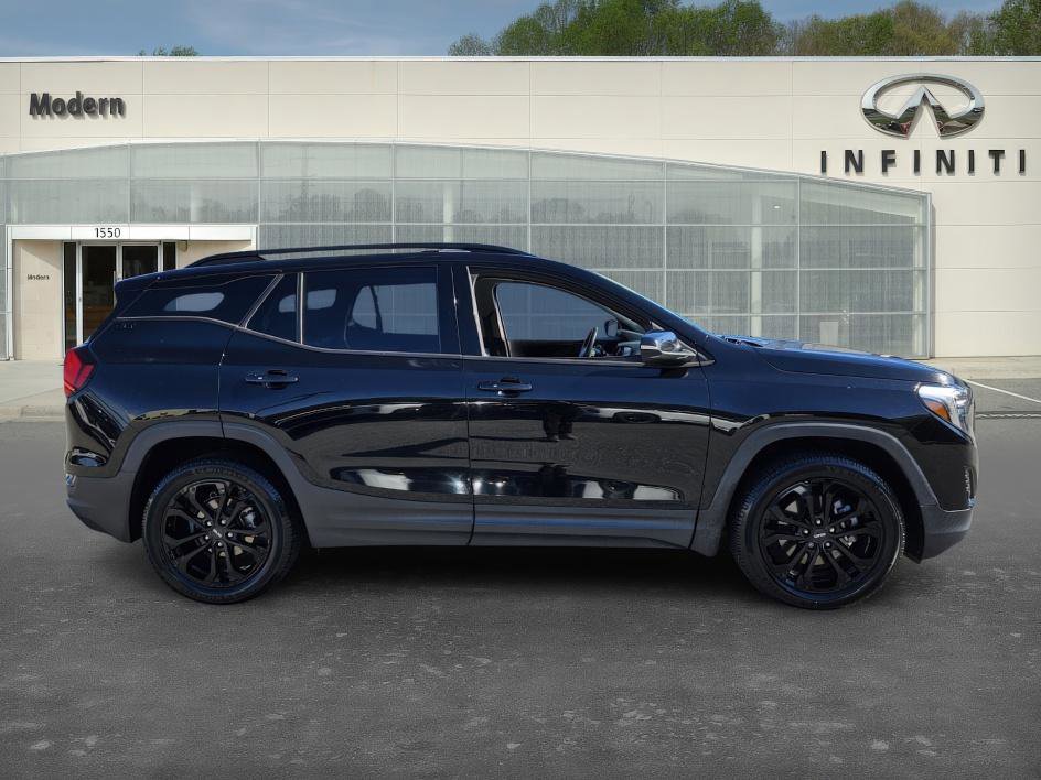 Used 2020 GMC Terrain SLT w/ Preferred Package image 3