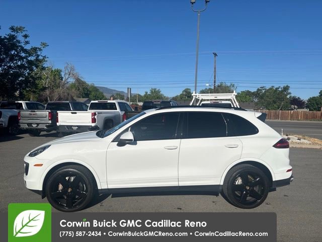 Used 2017 Porsche Cayenne S AWD/4WD image 5